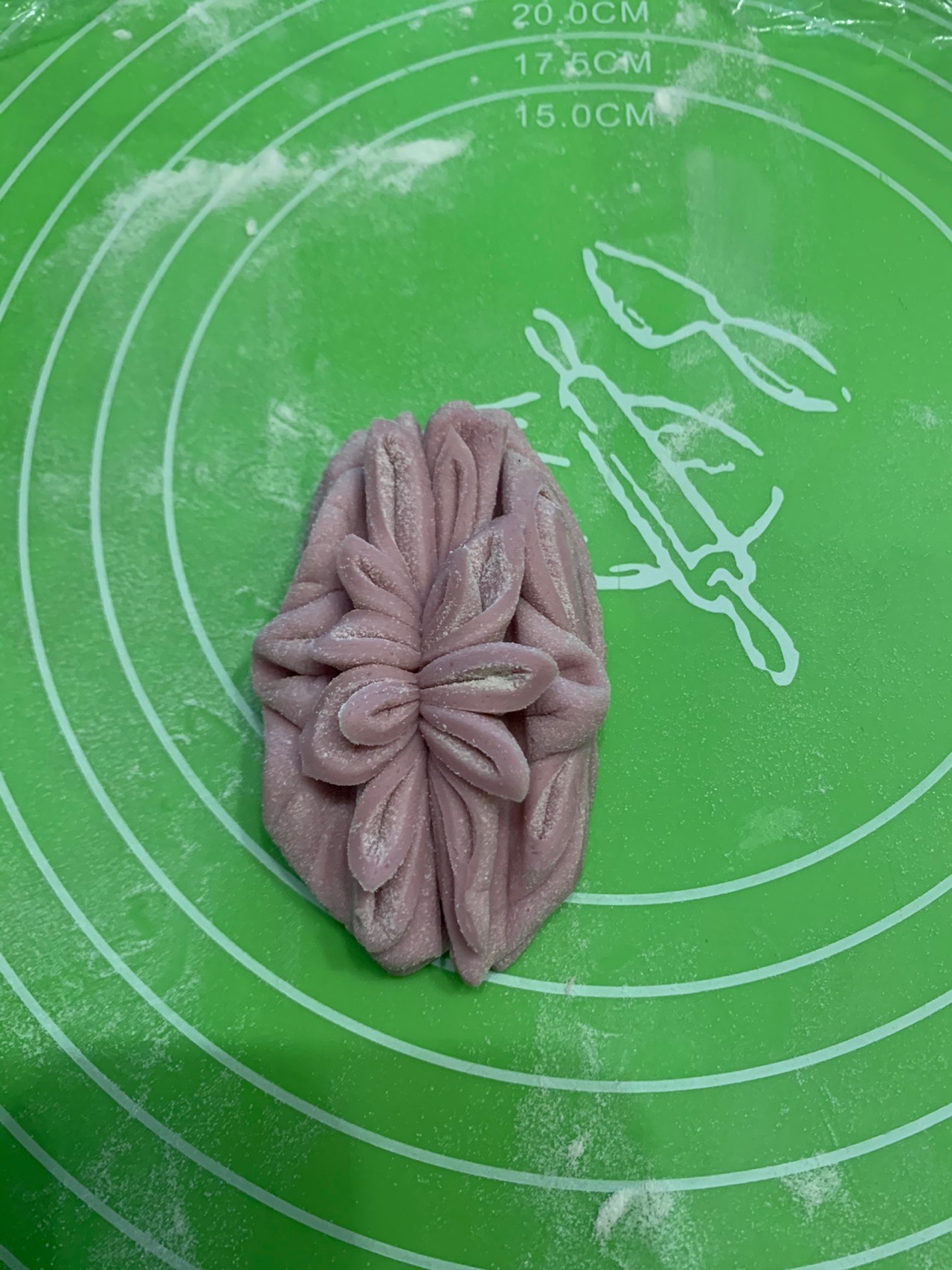 紫薯莲花卷