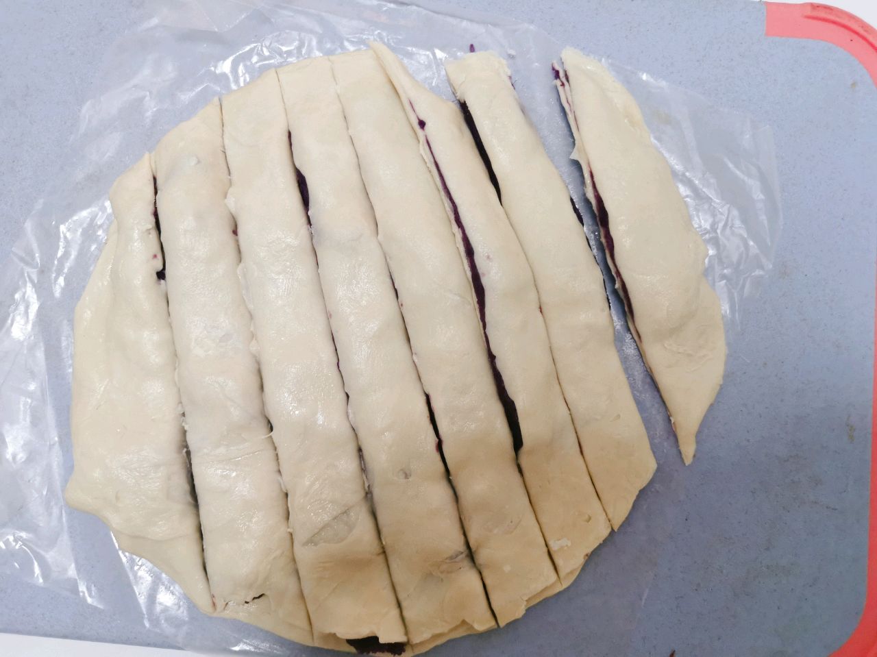 紫薯扭扭酥