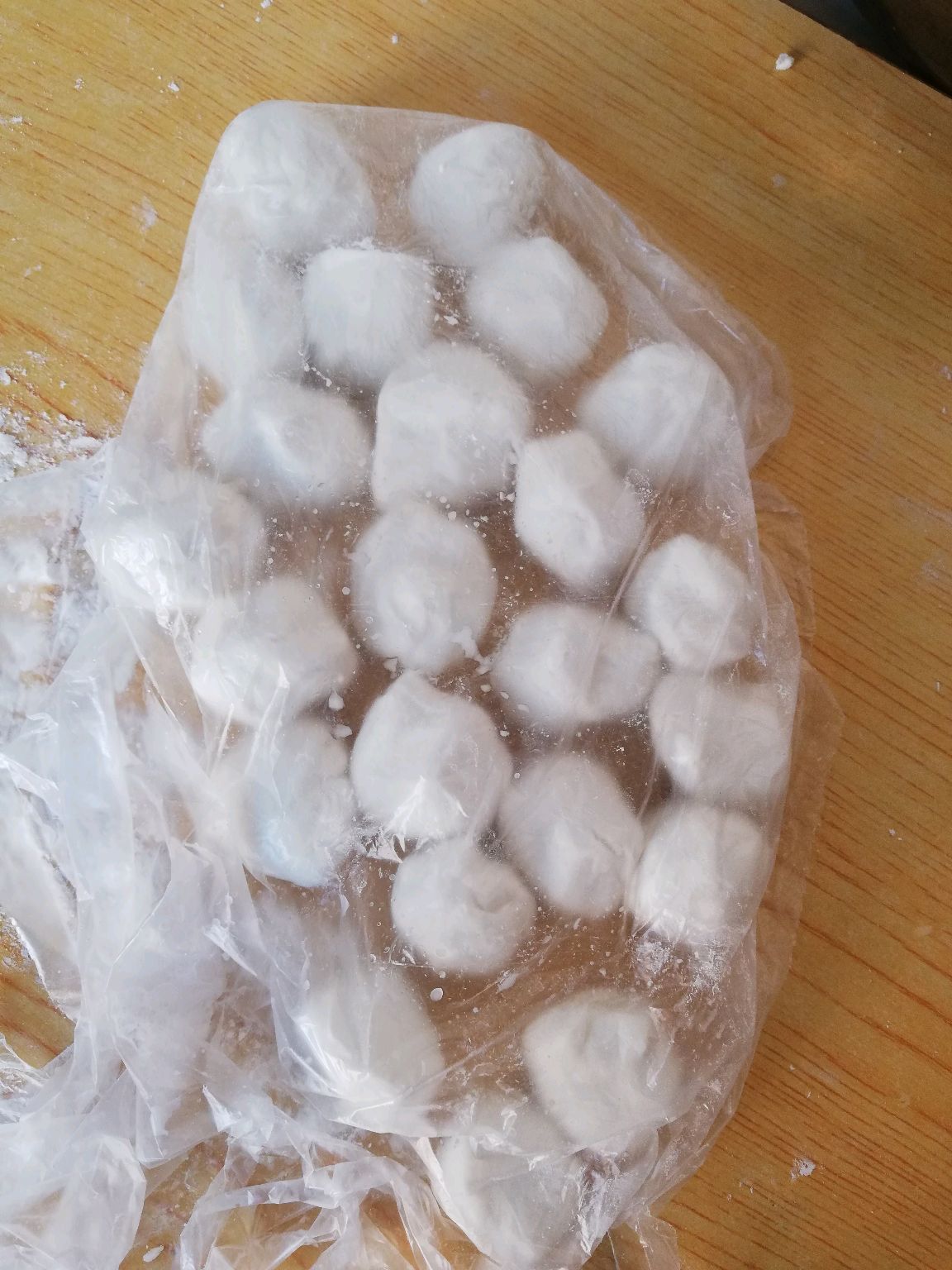 自制黑芝麻花生汤圆