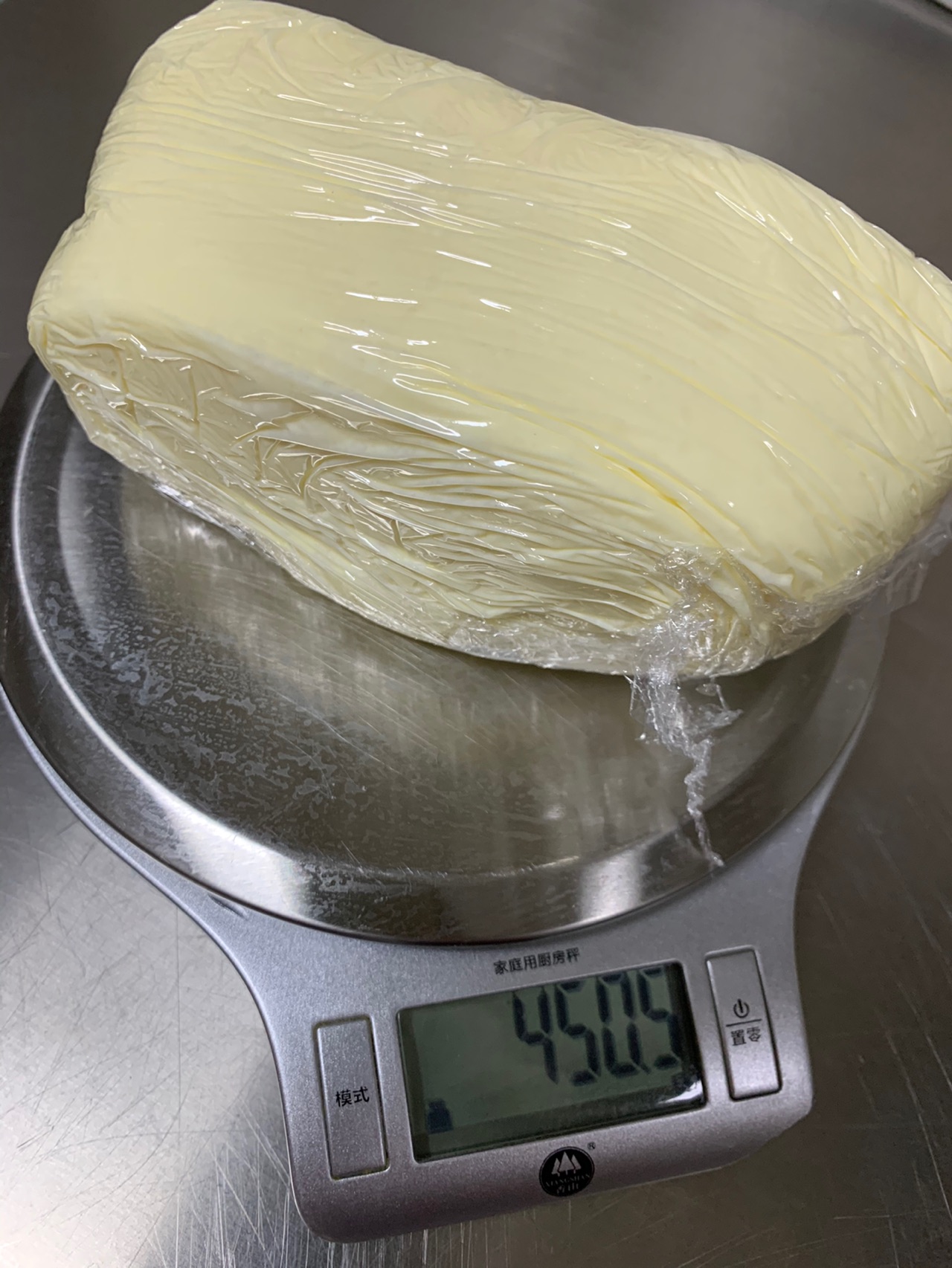 自制黄油（消耗淡奶油）