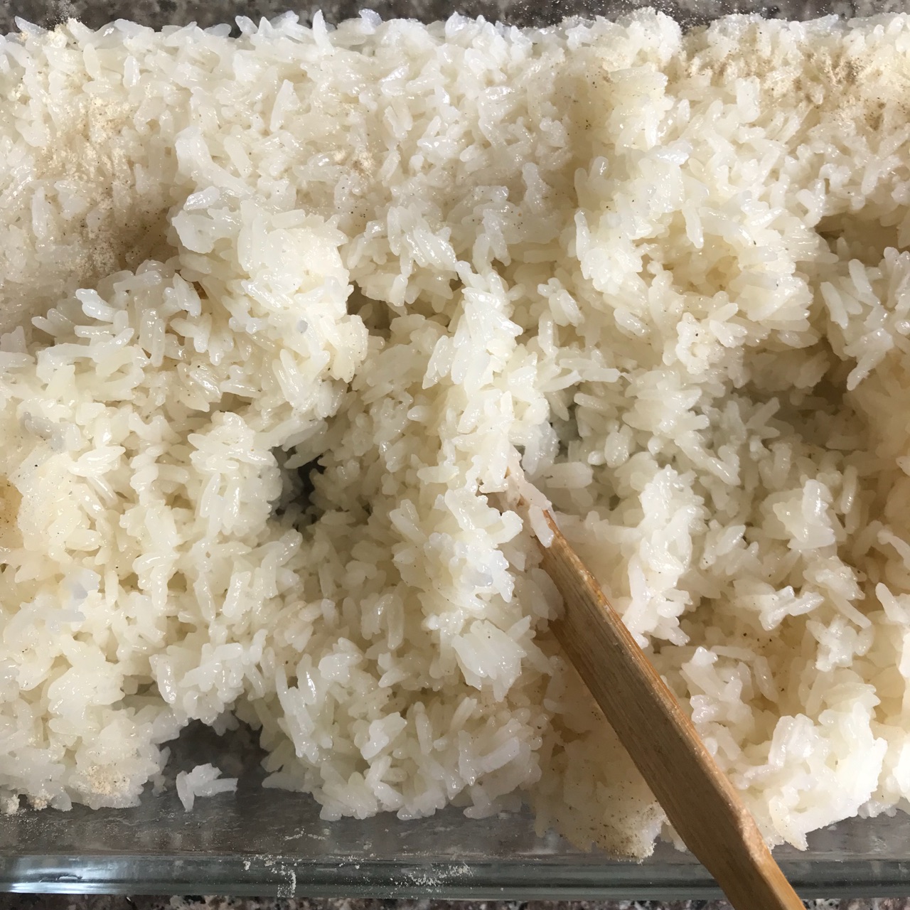 自制皮薄馅大的糯米烧卖