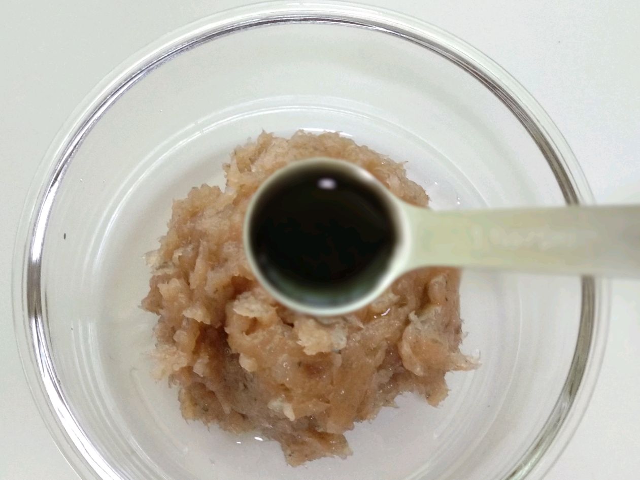 自制虾滑芹菜粥