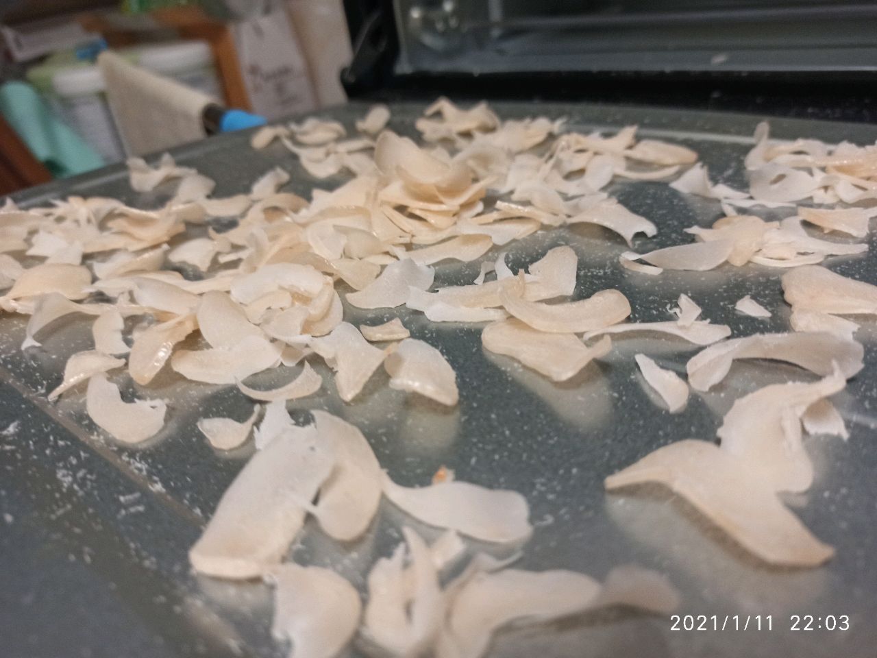 自制虾片（有虾的虾片哦）