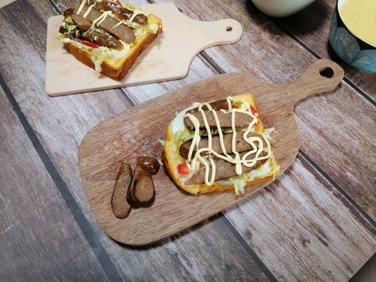 自制香肠做三明治