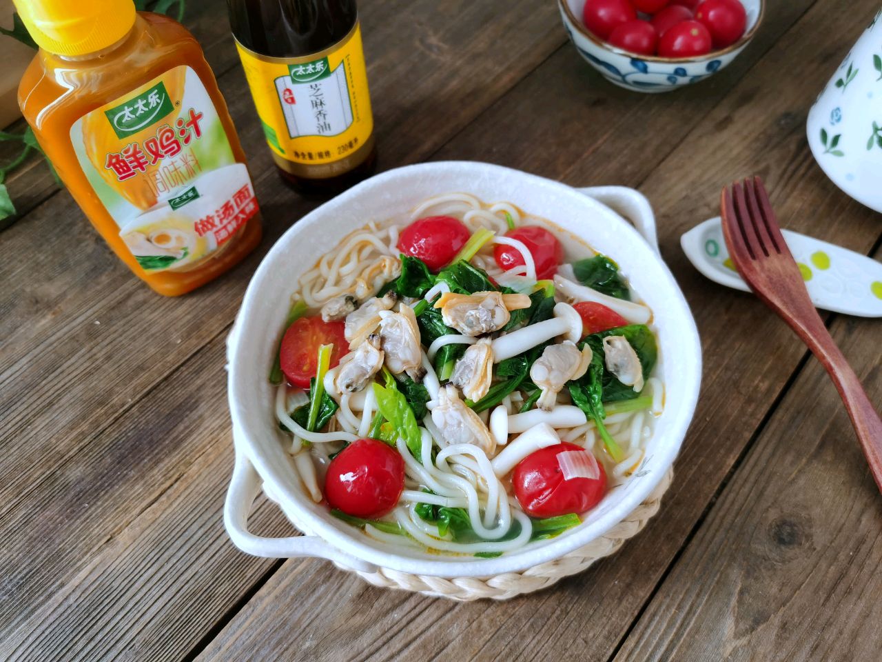 最便宜的海鲜菠菜面，鲜掉眉毛
