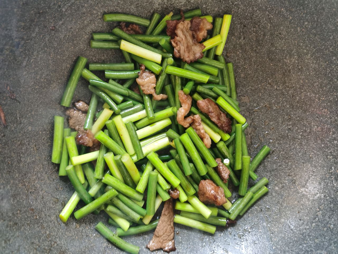 最简单的蒜苔炒肉