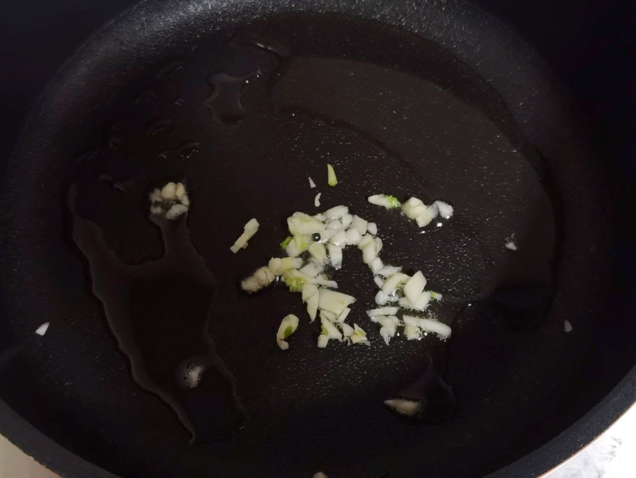 做法简单，颜值超高的【苋菜炒饭】