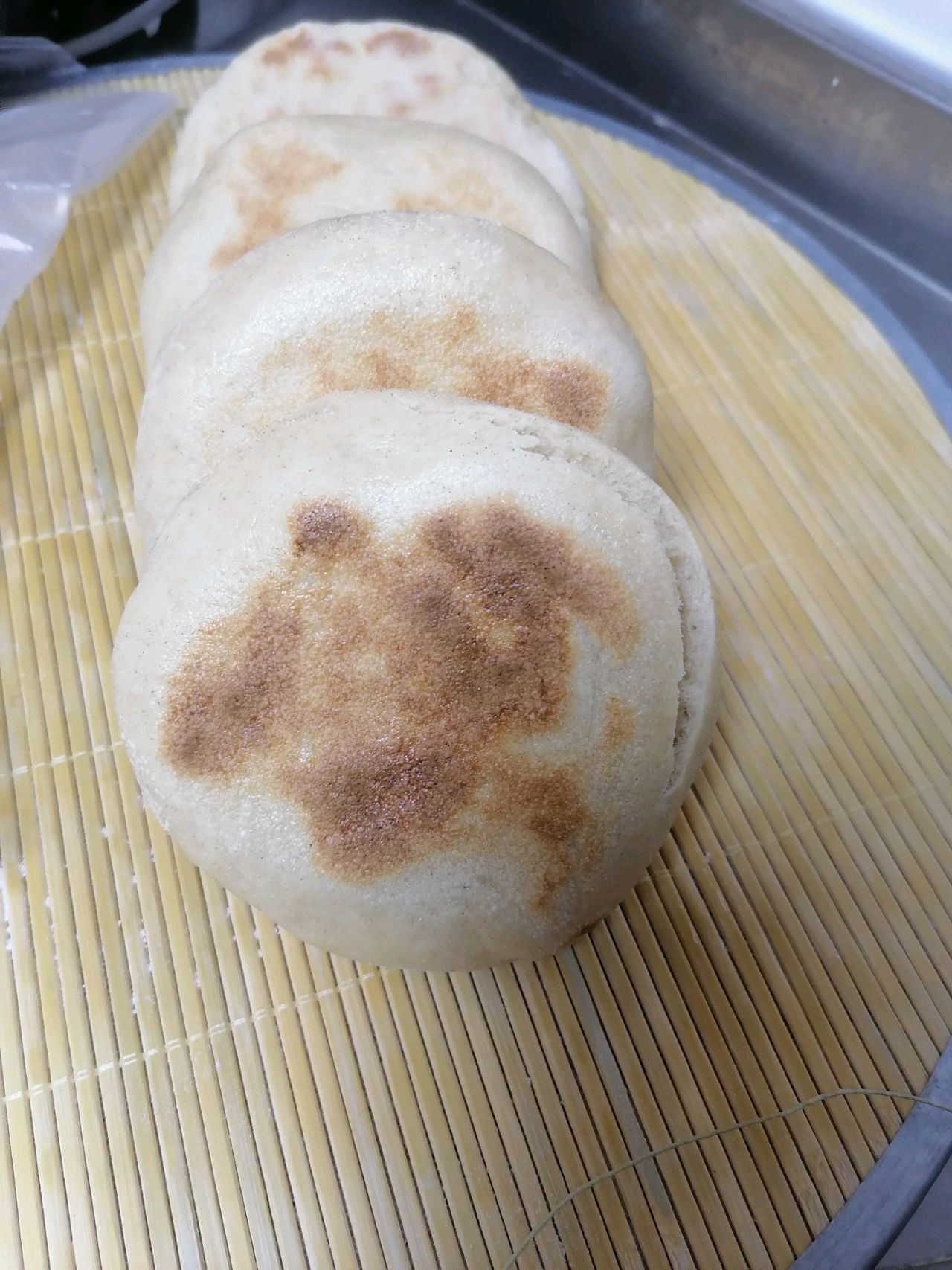做个馍夹肉吃